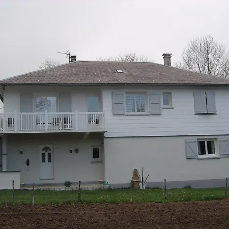Bed & Breakfast D'hotes Les Menhirs Moulin-Mage
